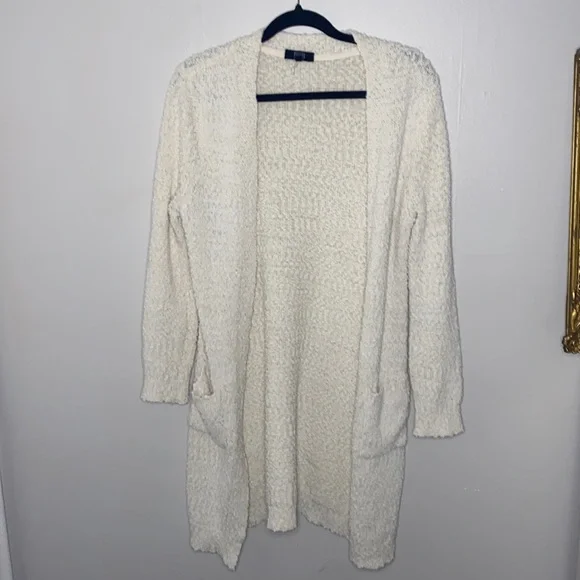 🎱Long cream knit sweater! - Picture 2 of 6